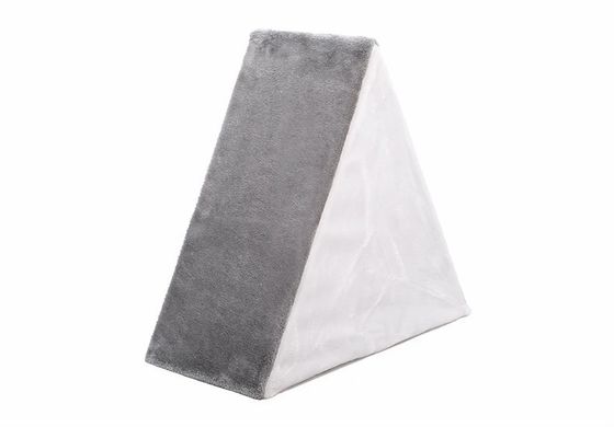 Jogos Diversos Gatos e Cães Cama Universal de Animais de estimação Gato Quadro de Escala Triângulo Gato Tabela de raspagem Agudização de Garras Sisal Cama de brinquedo