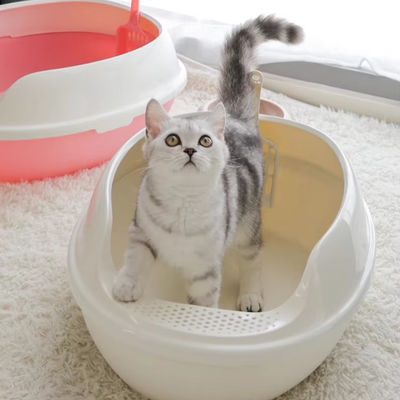 Fácil de limpar Caixa de lixo grande e semi-fechada para gatos com três camadas de separação