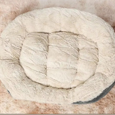 Mantenha-se aquecido no inverno com cama oval de cães e gatos em padrão sólido e almofada quente de inverno