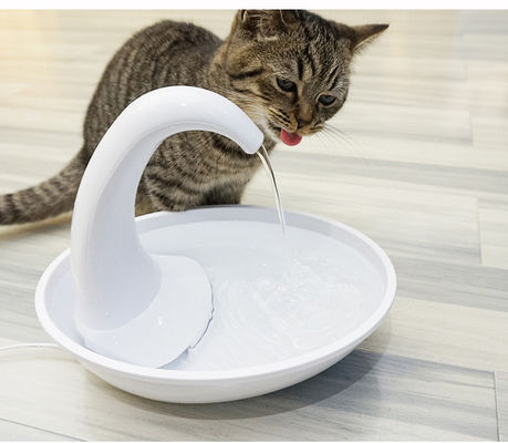 Fonte de água para animais de estimação com conexão USB A escolha perfeita para as necessidades de água do seu animal de estimação