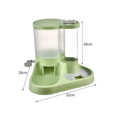 Conjunto automático de alimentação de cães e gatos e distribuidor de água