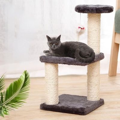 Quadro de escalada de torre de gato de madeira com ninho integrado e coluna de escalada de vários níveis