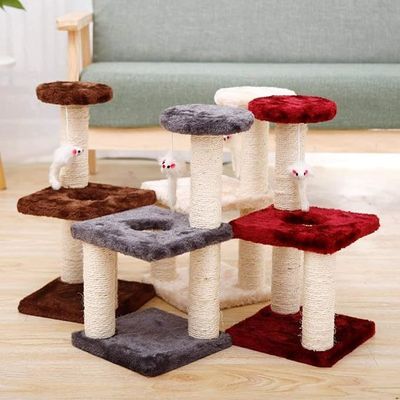 Quadro de escalada de torre de gato de madeira com ninho integrado e coluna de escalada de vários níveis