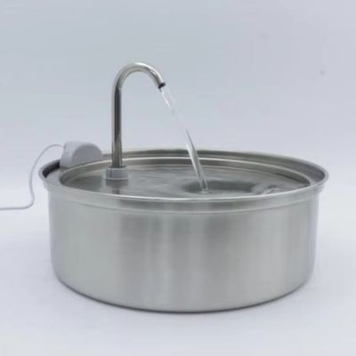 Fonte de água potável para animais de estimação de aço inoxidável Dispensador automático de água para cães para gatos