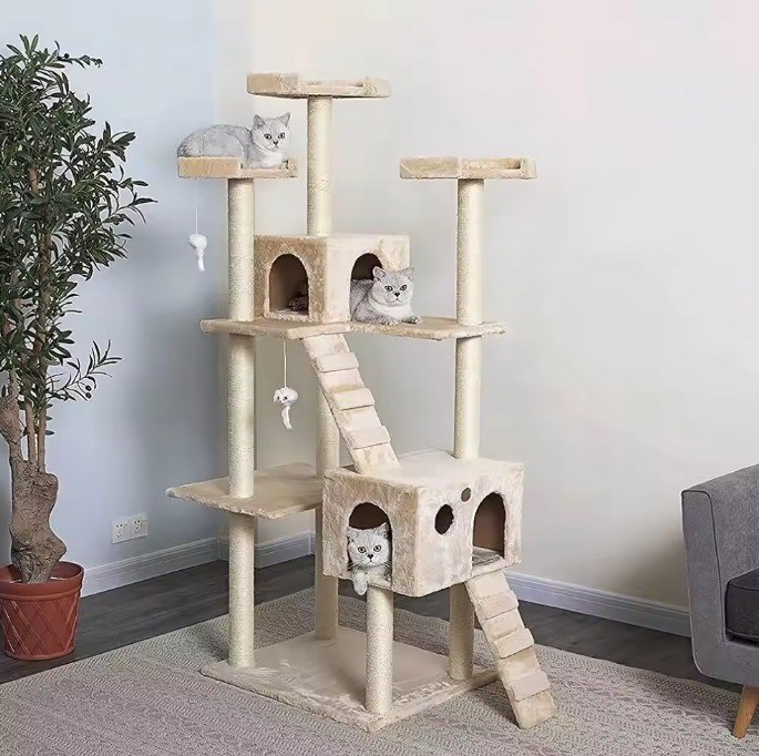 Melhore o conforto e a brincadeira dos seus gatos com móveis de arranhador de gato de madeira de vários níveis
