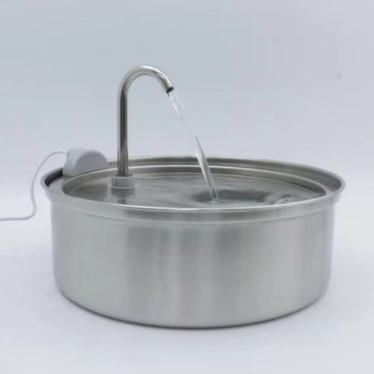 Fonte de água potável para animais de estimação de aço inoxidável Dispensador automático de água para cães para gatos